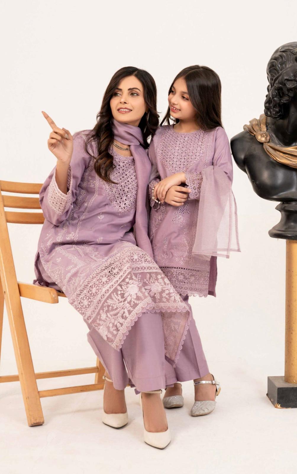 SIMRANS CHICKNKARI MOTHER & DAUGHTER/kids 3PC READYMADE SM444