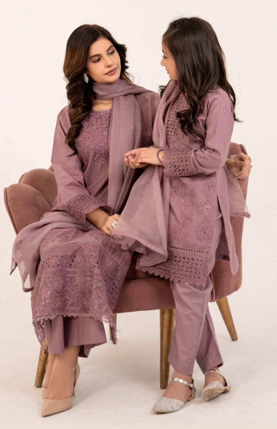 SIMRANS CHICKNKARI MOTHER & DAUGHTER/kids 3PC READYMADE SM444