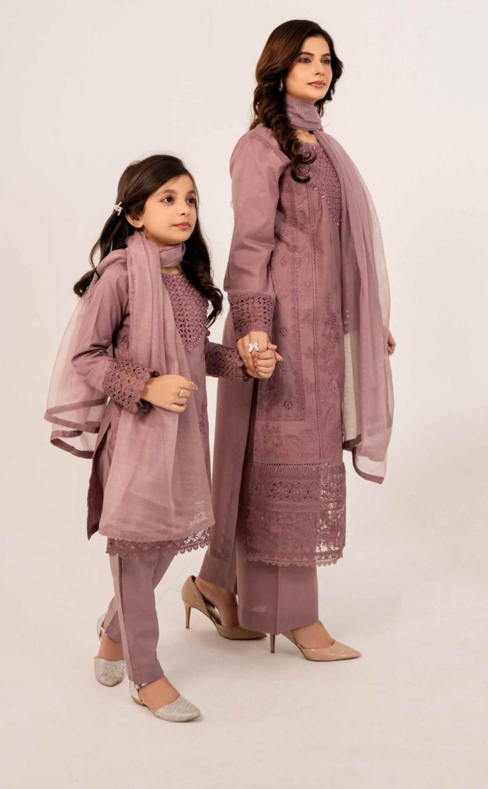 SIMRANS CHICKNKARI MOTHER & DAUGHTER/kids 3PC READYMADE SM444