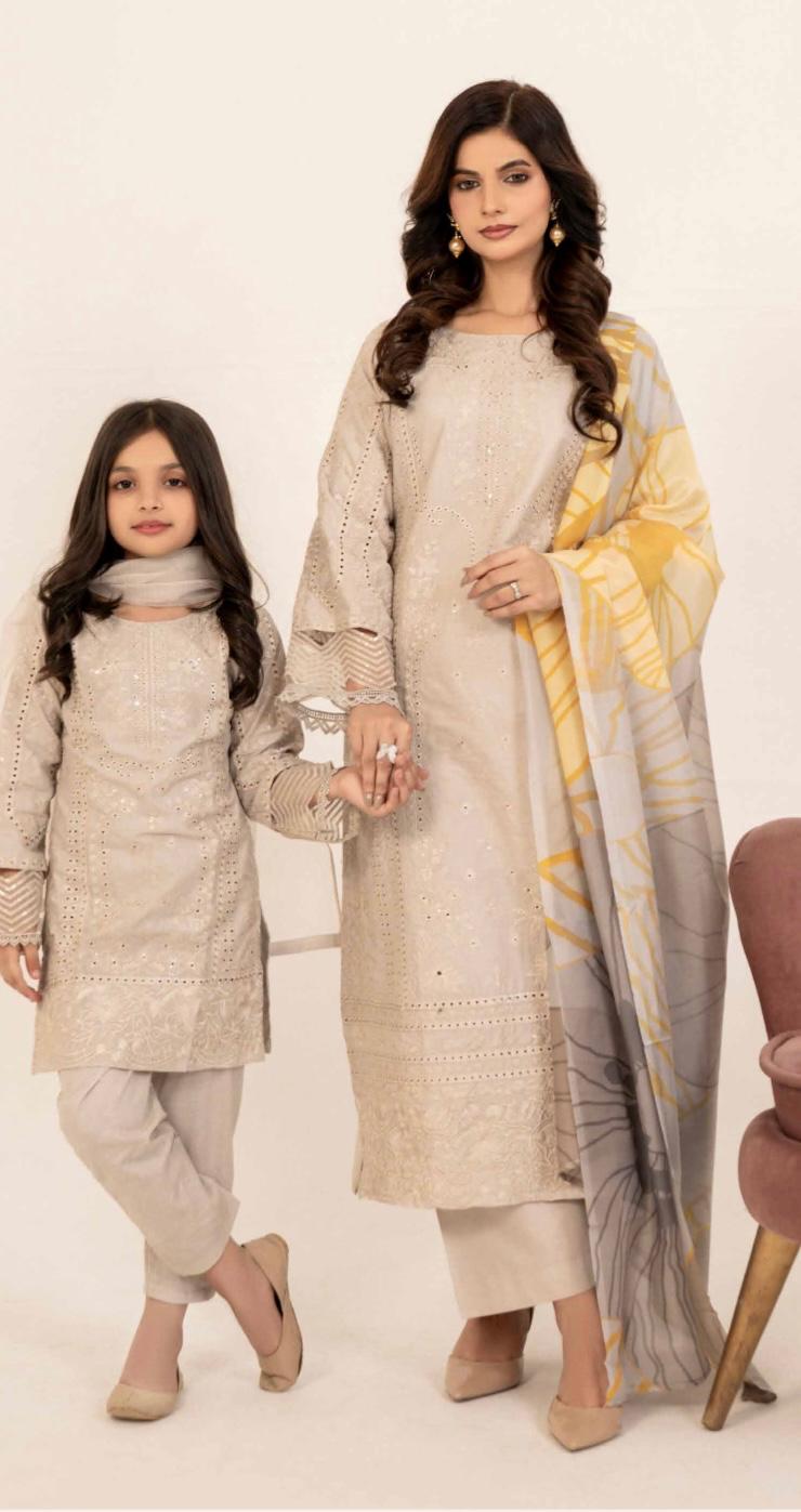 SIMRANS CHICKNKARI MOTHER & DAUGHTER/kids 3PC READYMADE SM446