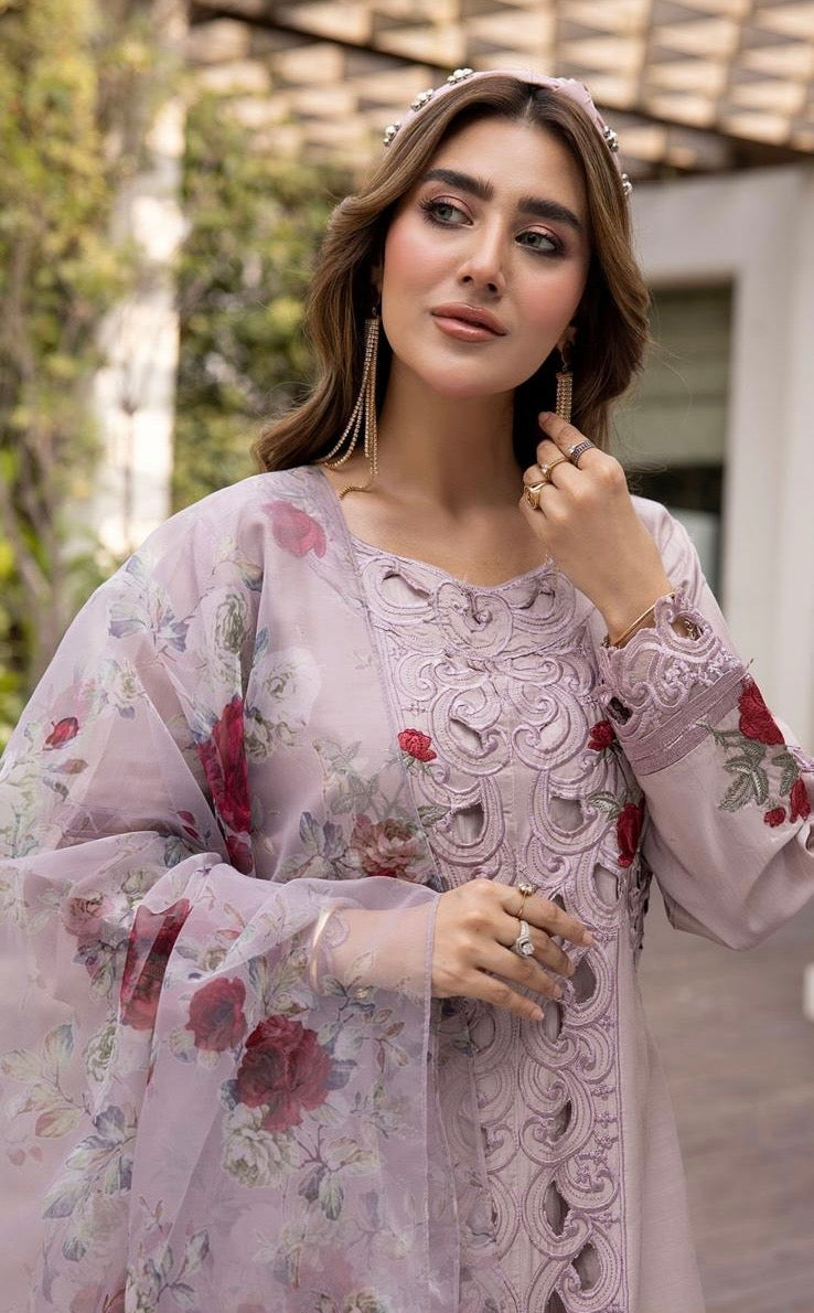 SIMRANS MUMY & ME/kids Sefa collection 3 piece embroidered suit