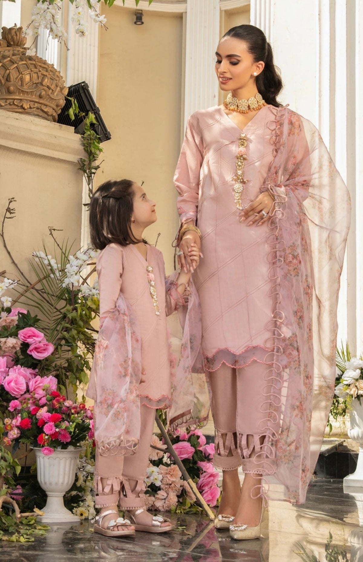SIMRANS Ivana luxury collection 3 piece pink suit mother daughter/Kids